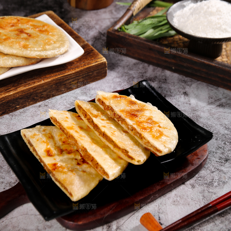 深底上的牛肉馅饼