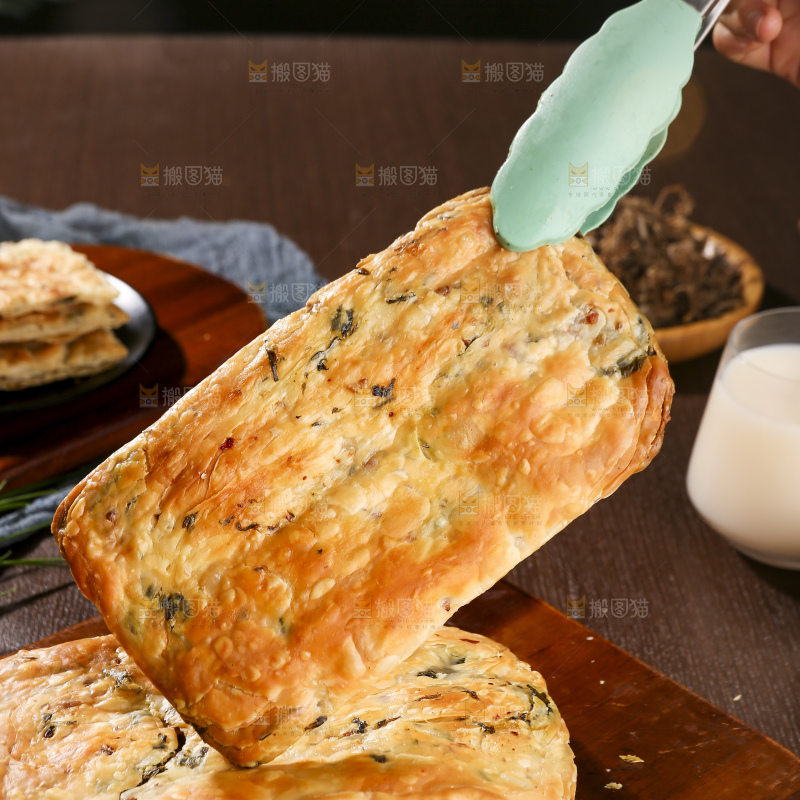 深底上的锅盔