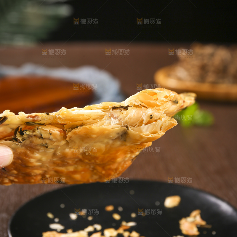 深底上的锅盔