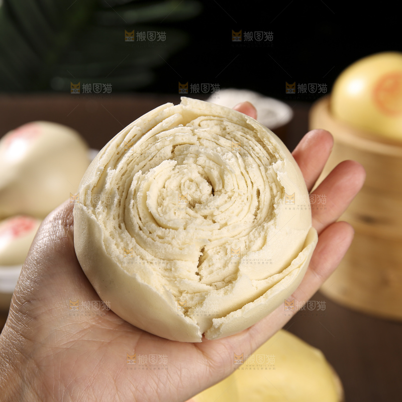 深底上的白面馒头