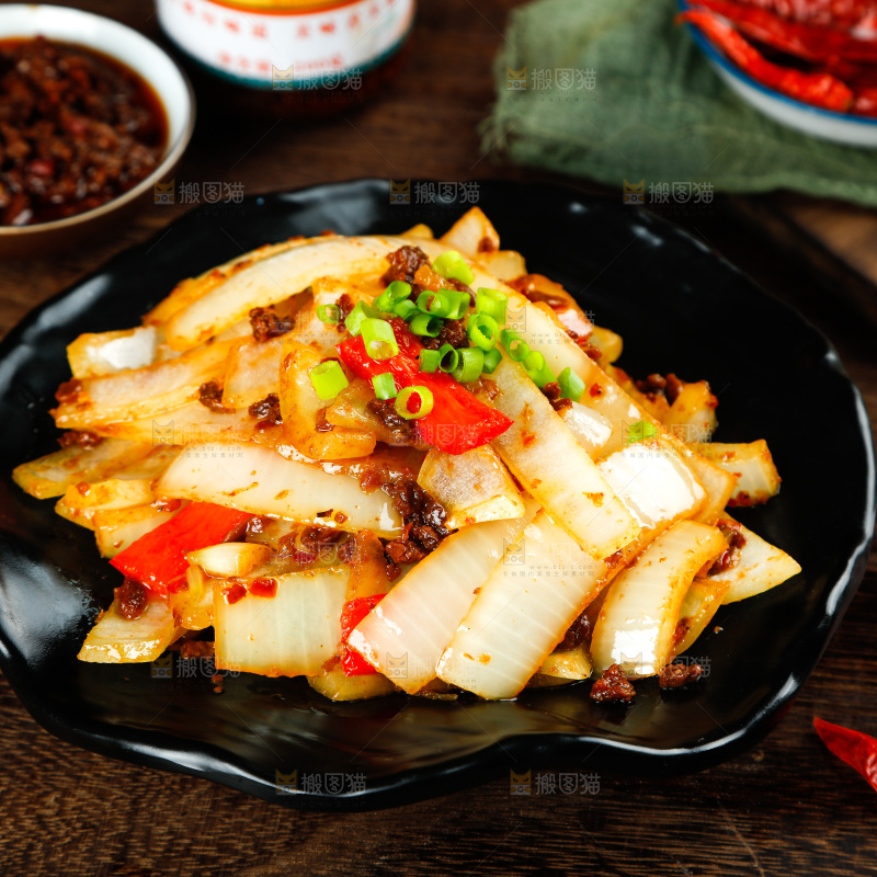深底上的佛跳墙食材