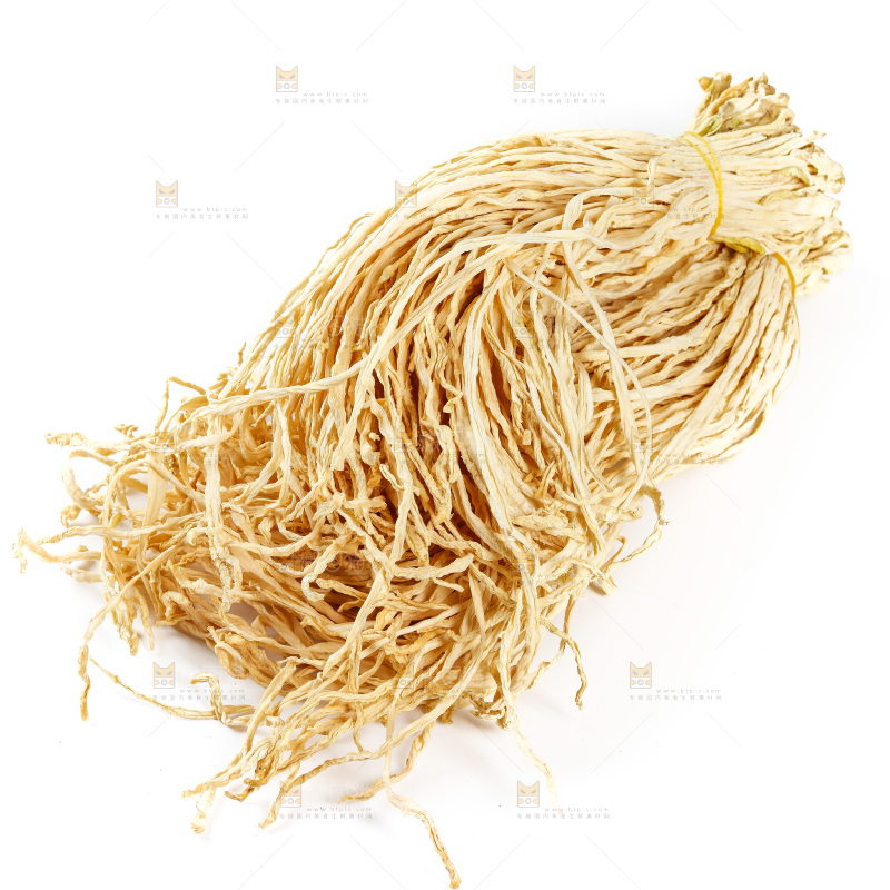 白底上的干萝卜条