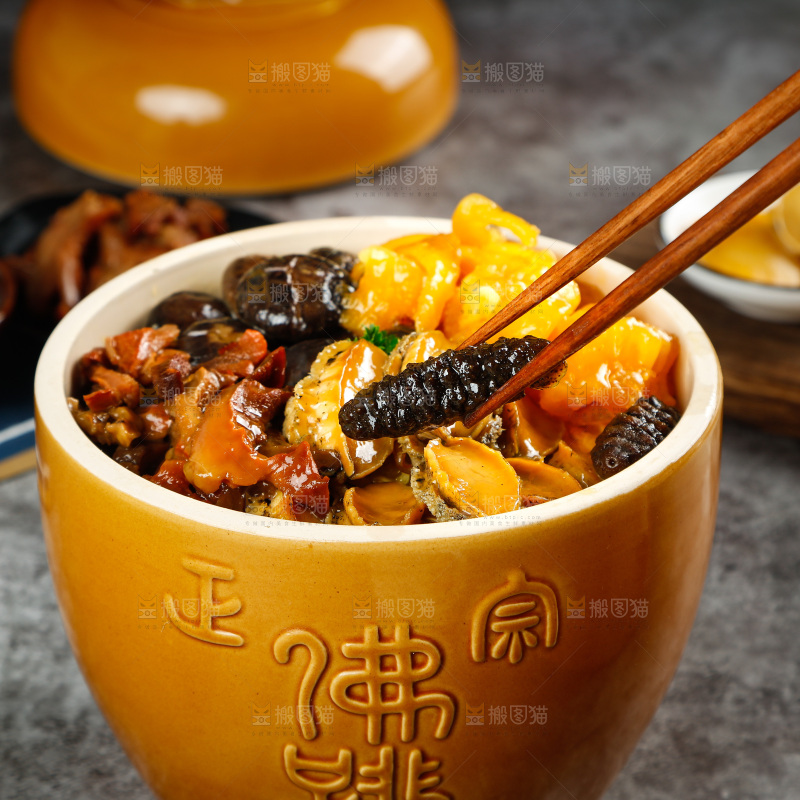 深底上的佛跳墙食材