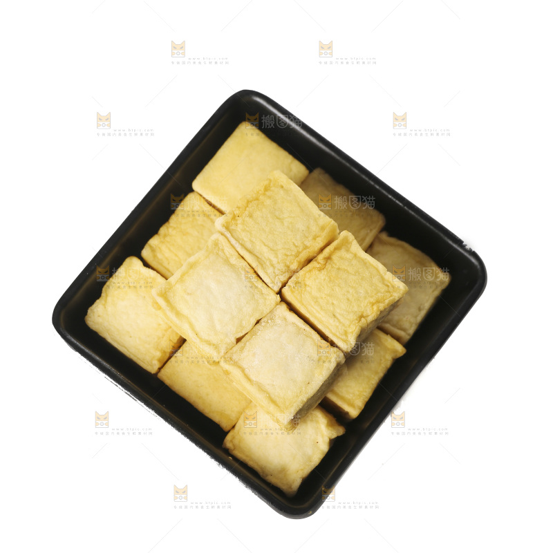 白底上的火锅丸子
