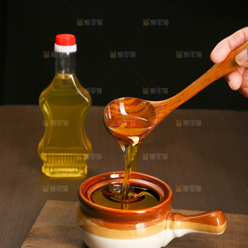 深底上的山茶油