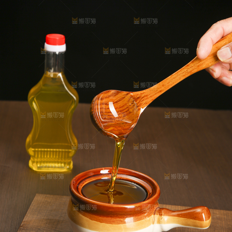 深底上的山茶油