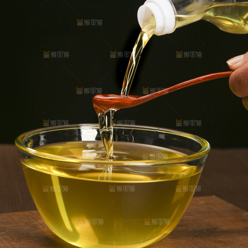 深底上的山茶油