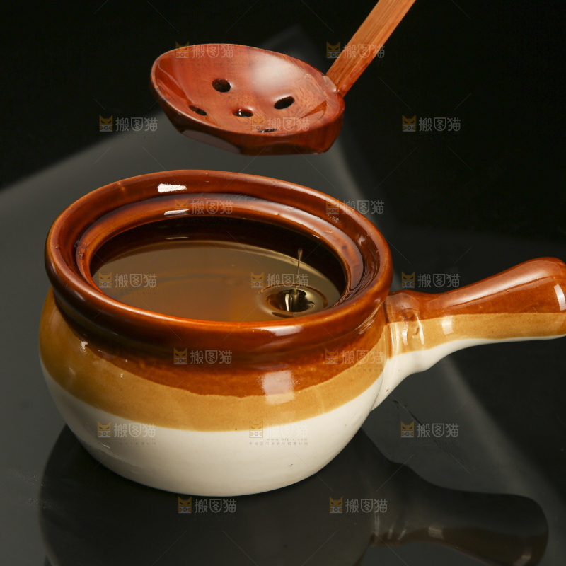 深底上的山茶油