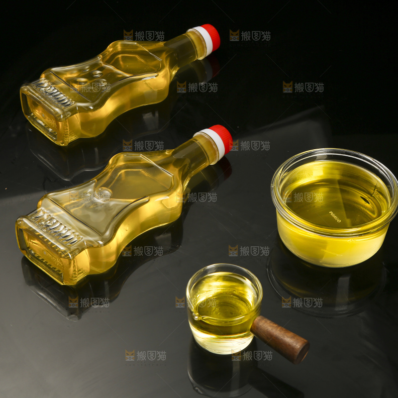 深底上的山茶油