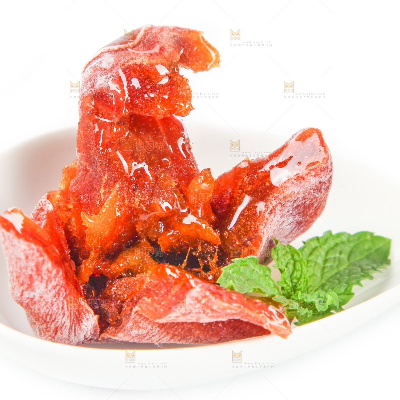 白底上放着吊柿饼