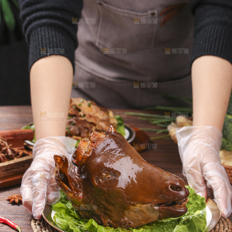 深底上的羊头肉