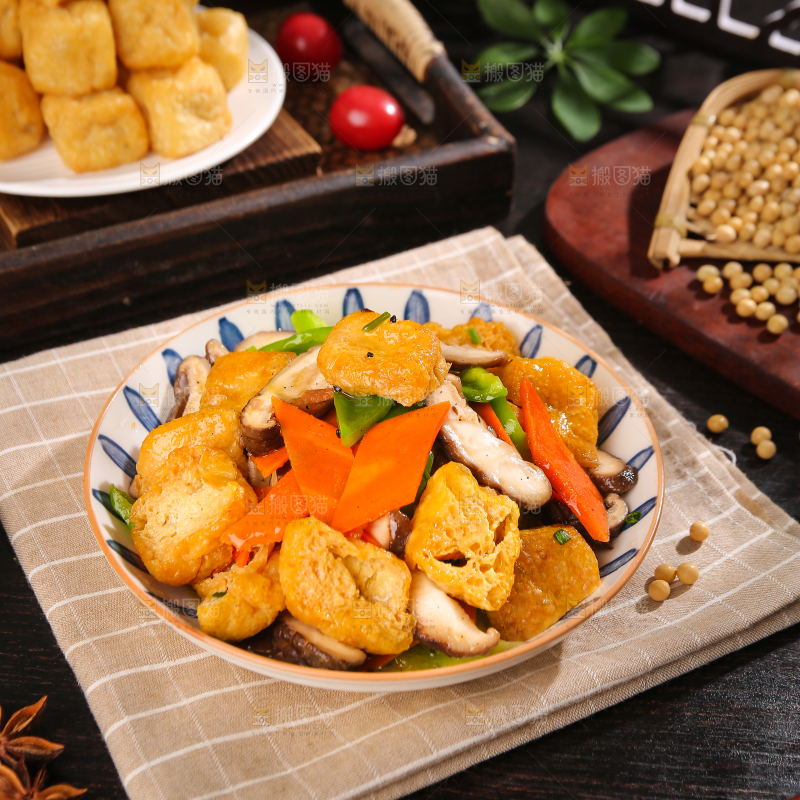 深底上的油豆腐