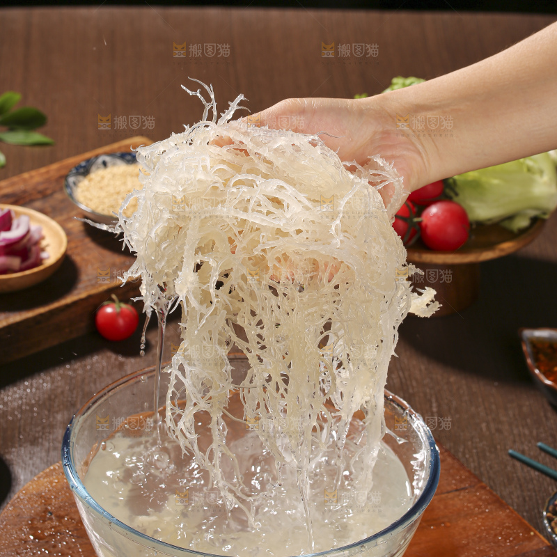 深底上的龙须菜