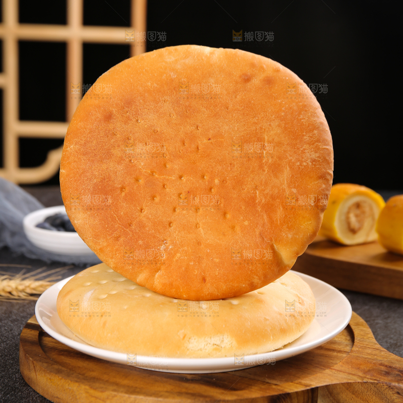 深底上的披萨饼