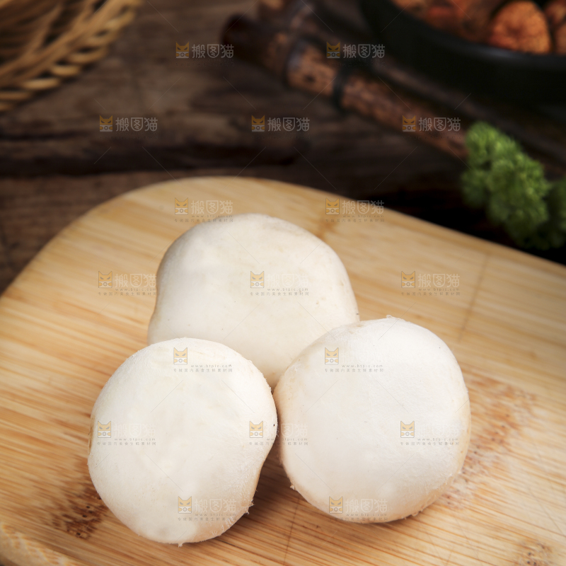 深底上的口蘑