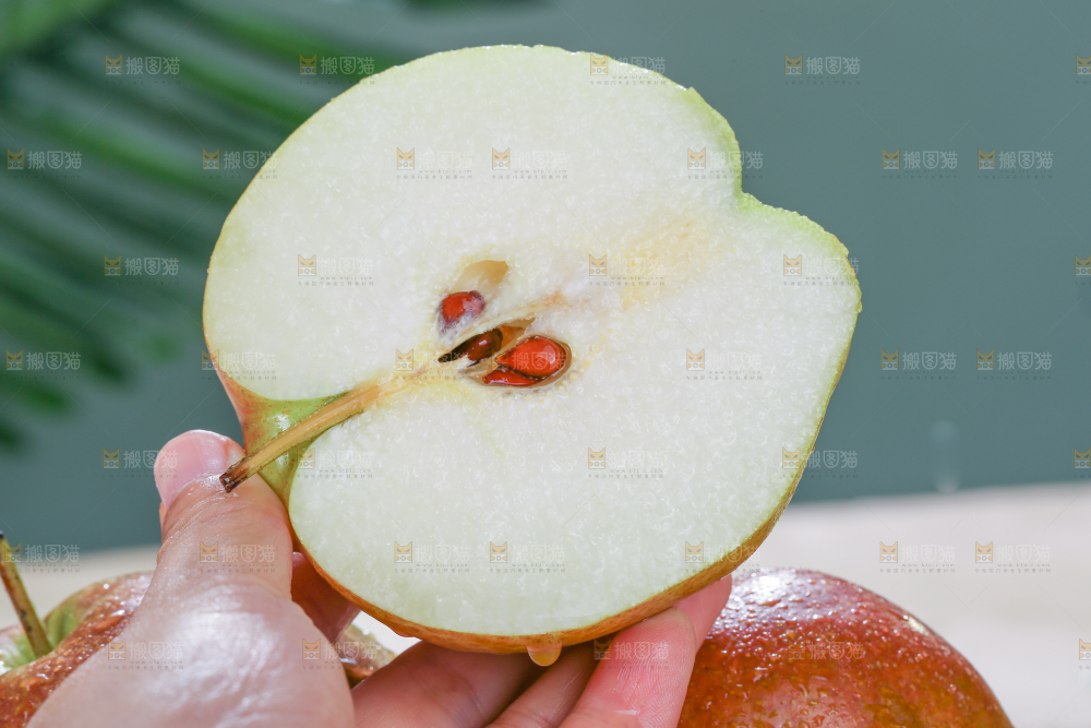 深底上的玉露香梨