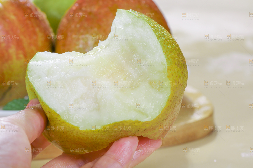 深底上的玉露香梨