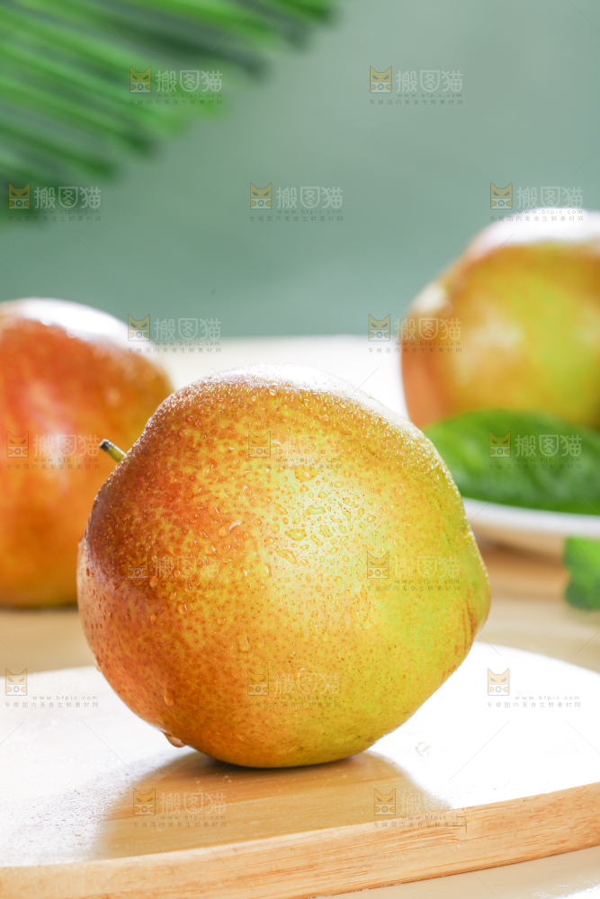 深底上的玉露香梨