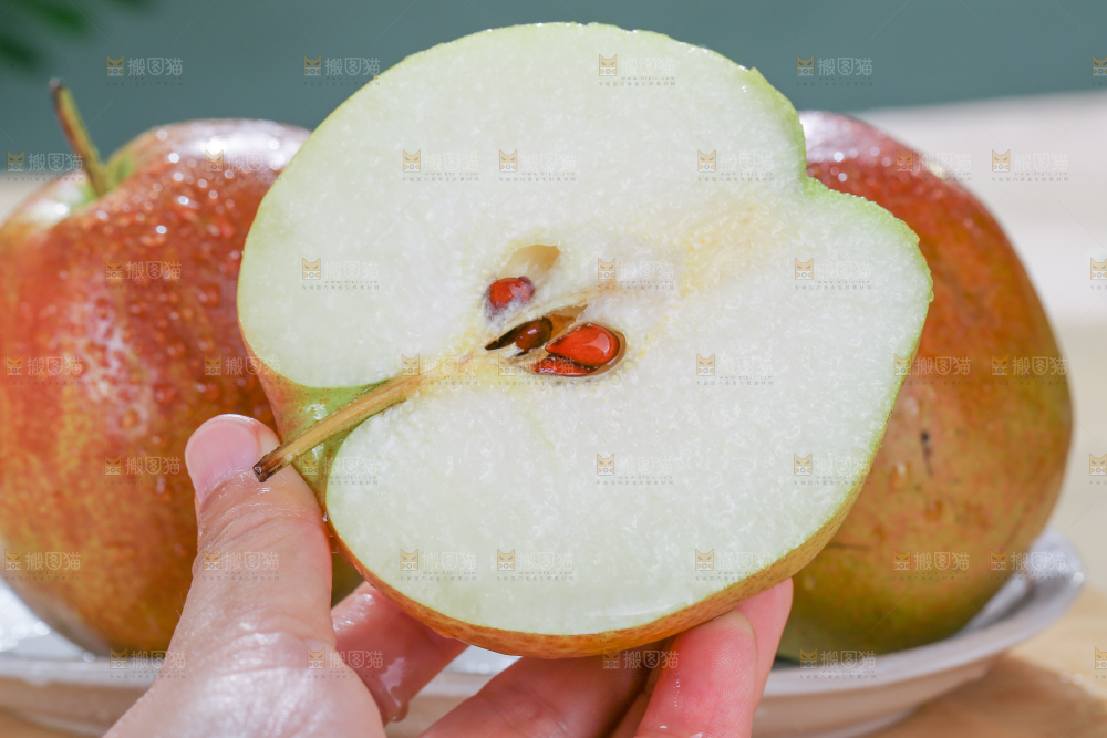 深底上的玉露香梨