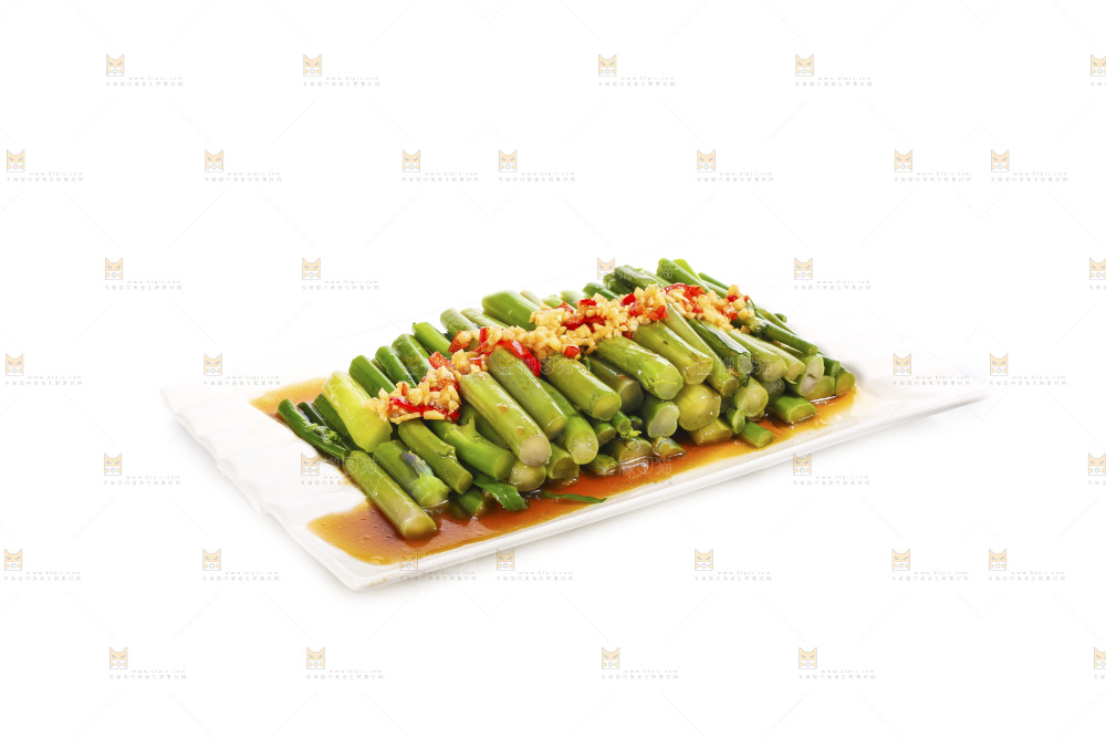白底上的炒红菜苔