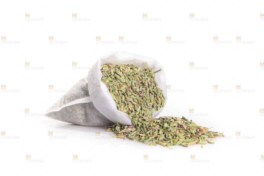白底上的小茴香籽