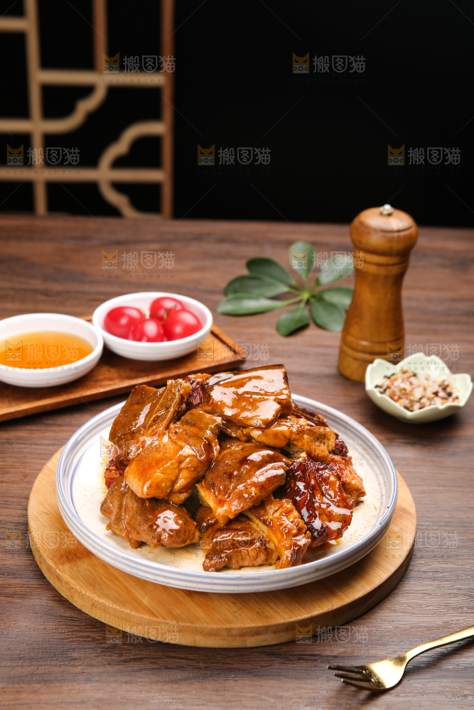 深底上的猪仔骨