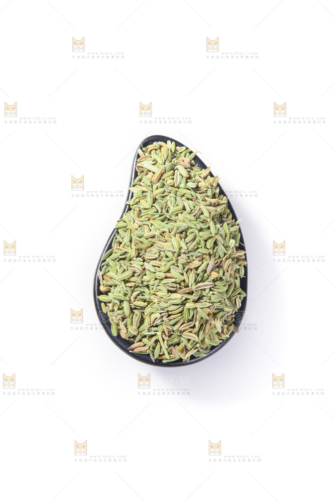 白底上的小茴香籽