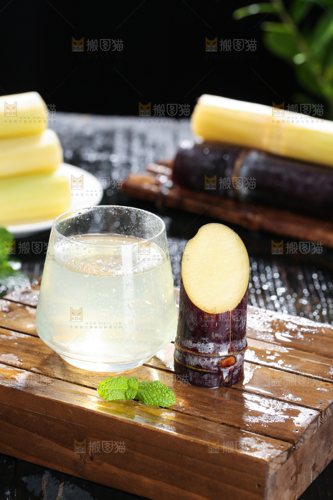 深底上的黑皮甘蔗