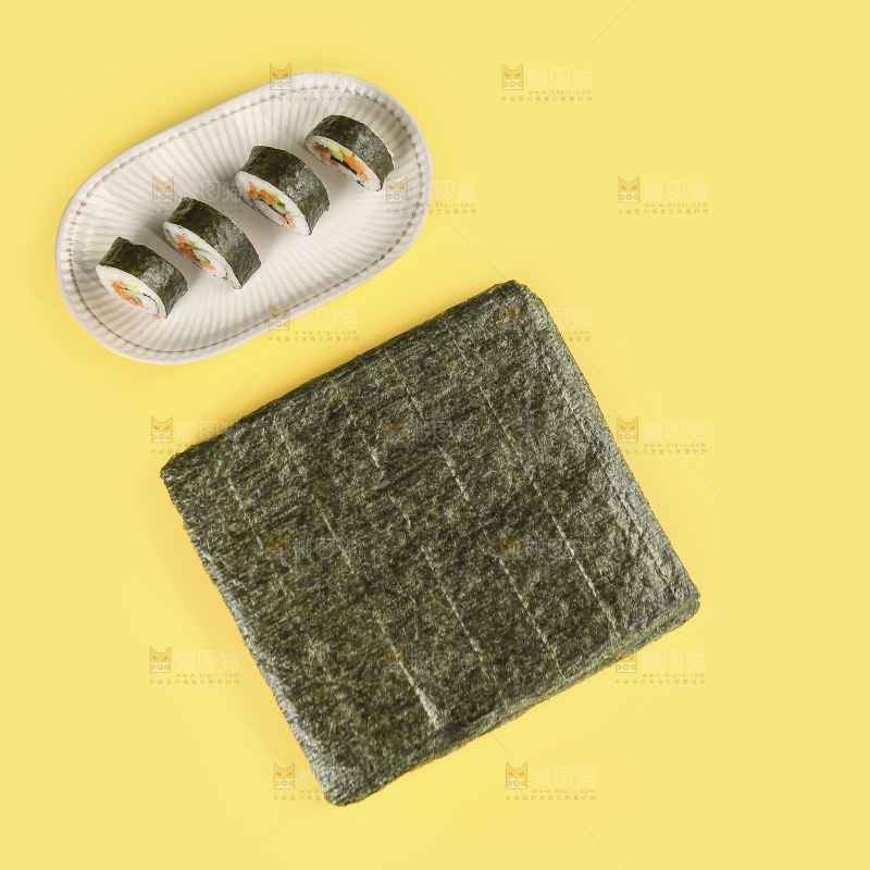 浅底上的海苔卷