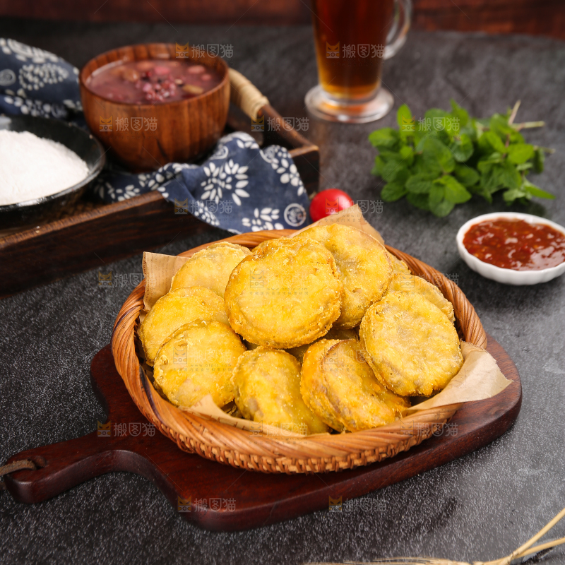 深底上的炸藕夹