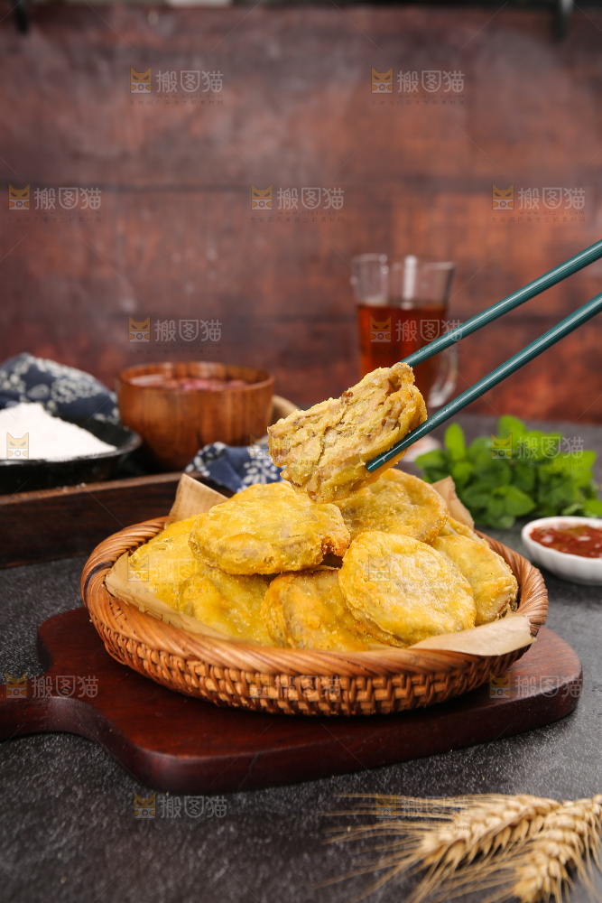 深底上的炸藕夹