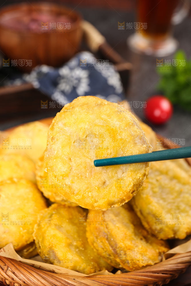 深底上的炸藕夹