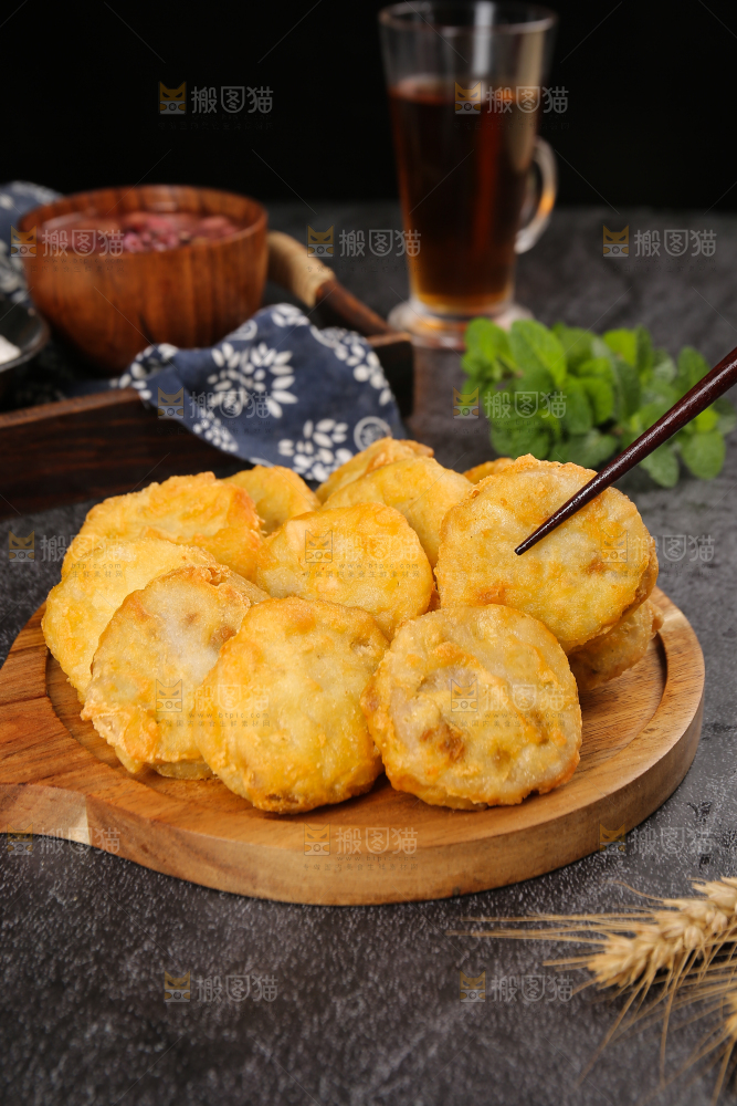 深底上的炸藕夹