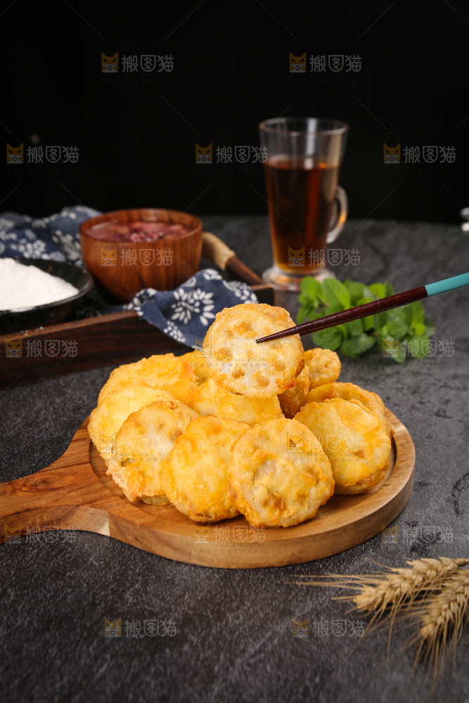 深底上的炸藕夹