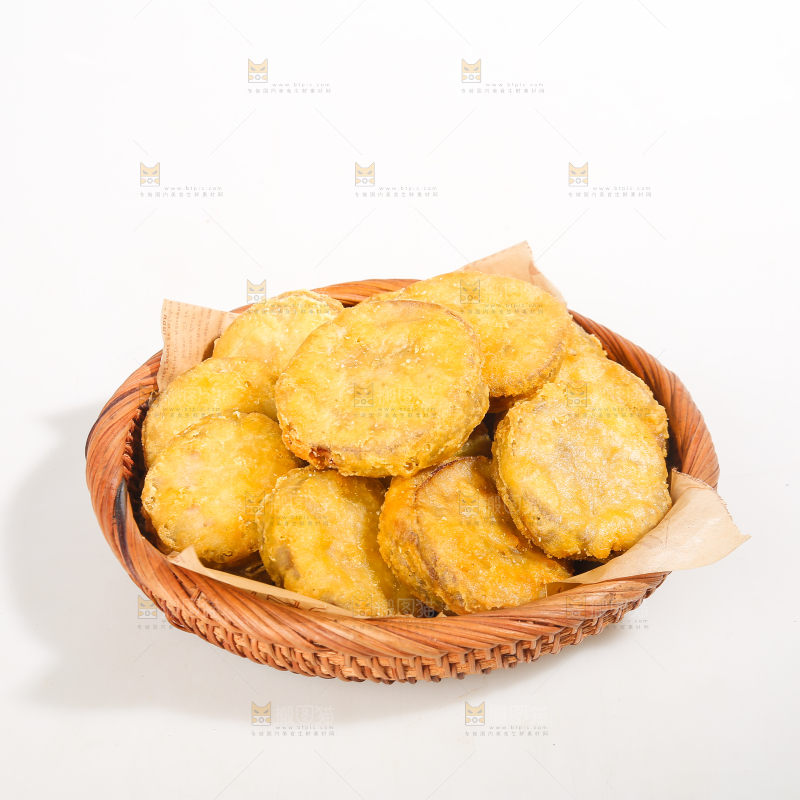 白底上的炸藕夹