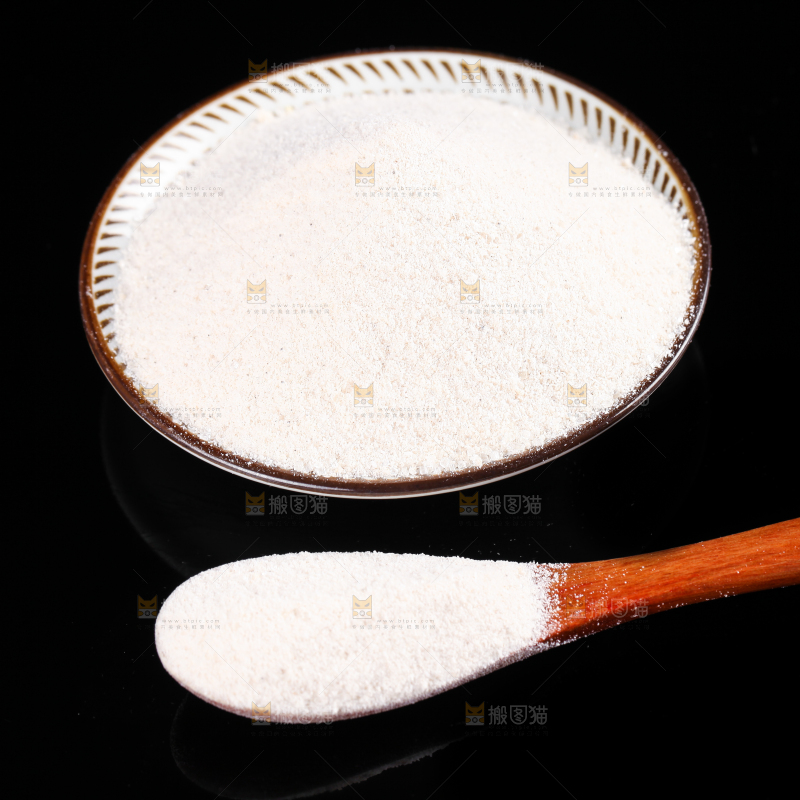 黑底上的奶茶粉