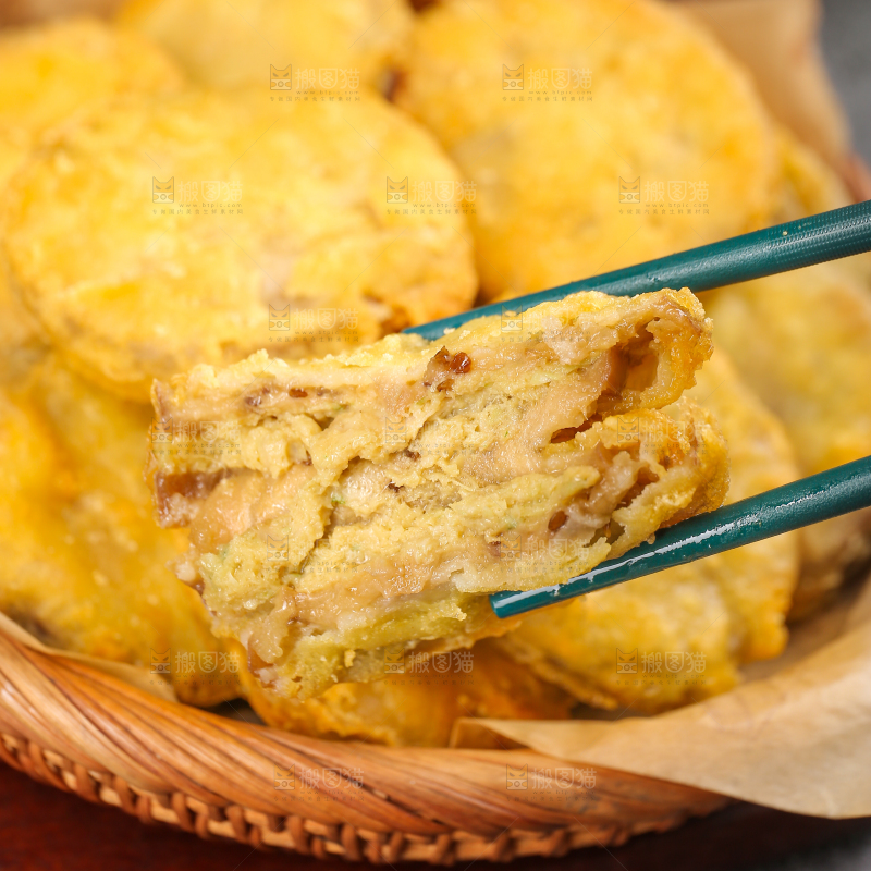 深底上的炸藕夹