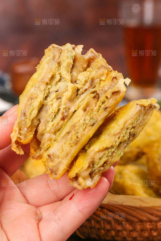 深底上的炸藕夹