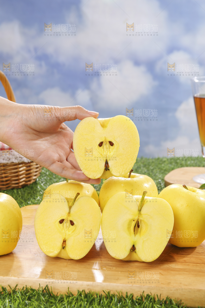 深底上的黄元帅苹果