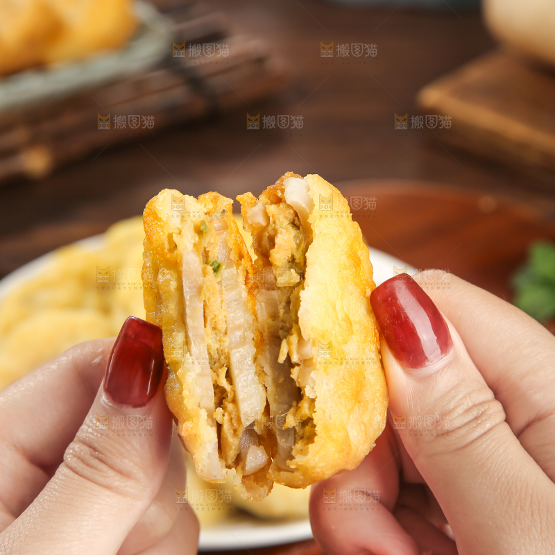 木底上的藕夹