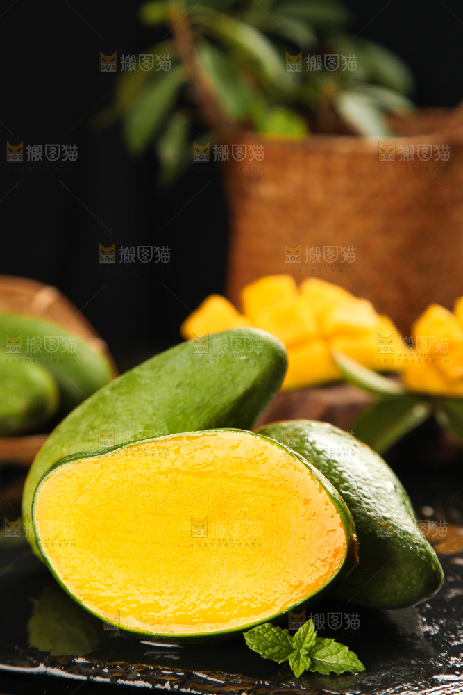 深底上的新鲜大青芒