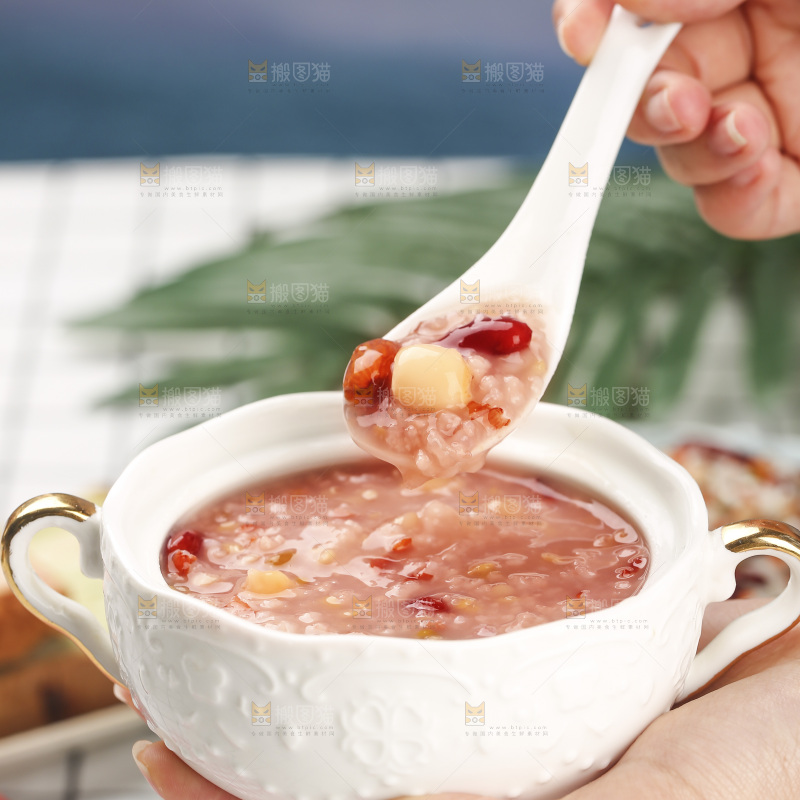 浅底上的八宝粥