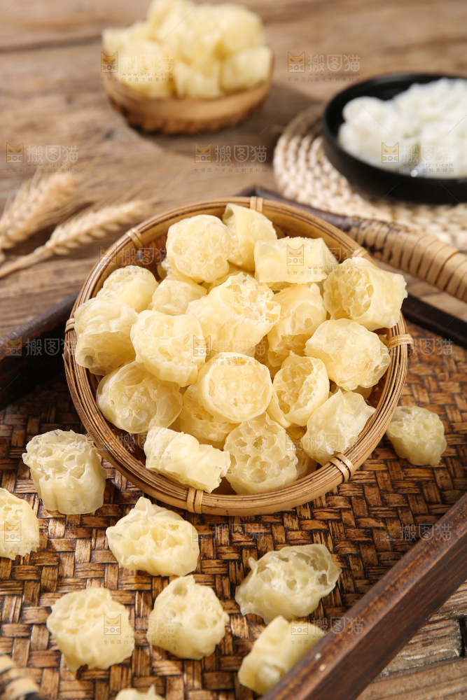 深底上的原味面藕