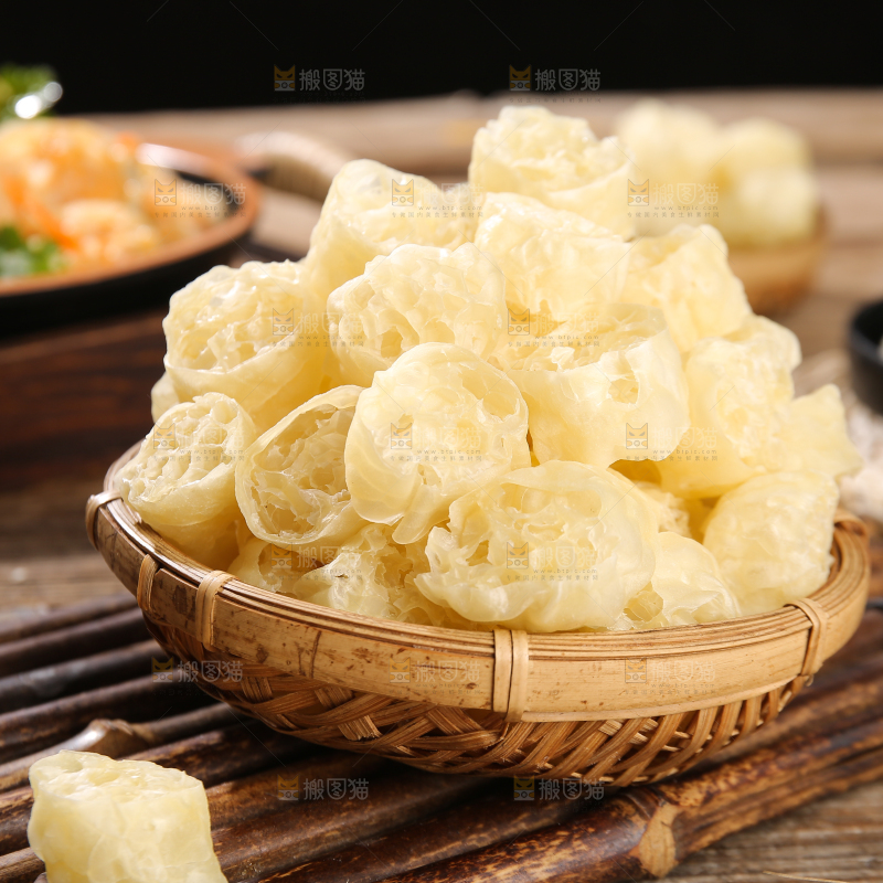 深底上的原味面藕