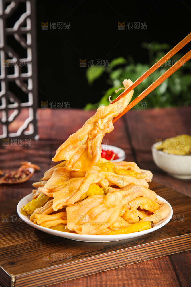 深底上的无骨鸭掌