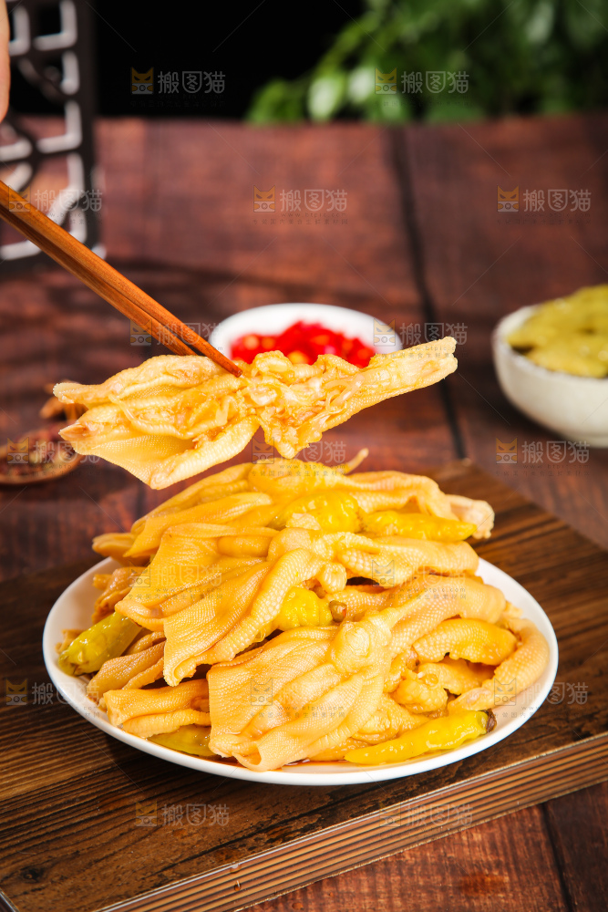 深底上的无骨鸭掌
