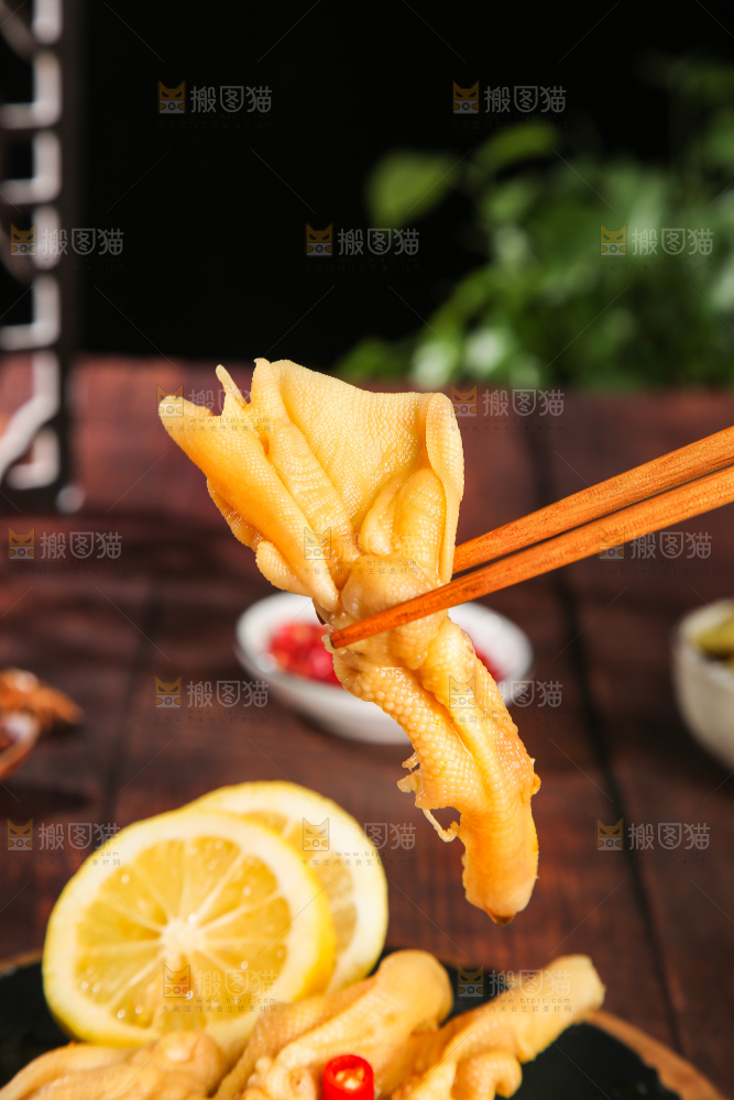深底上的无骨鸭掌
