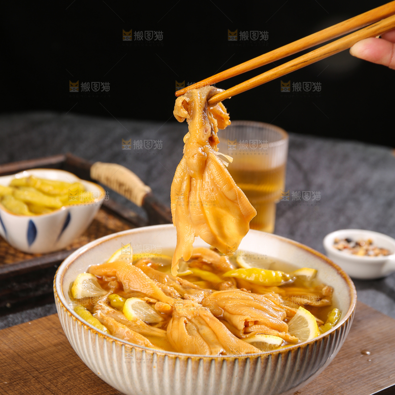 深底上的无骨鸭掌