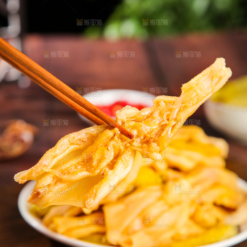 深底上的无骨鸭掌