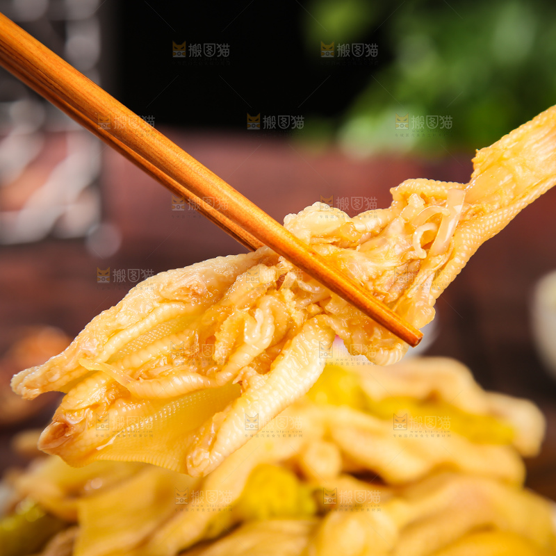 深底上的无骨鸭掌